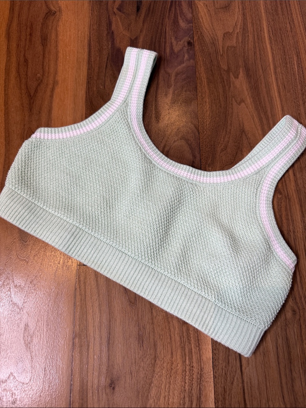 ALO Yoga Mint Green Seamless Mesh-Back Sports Bra